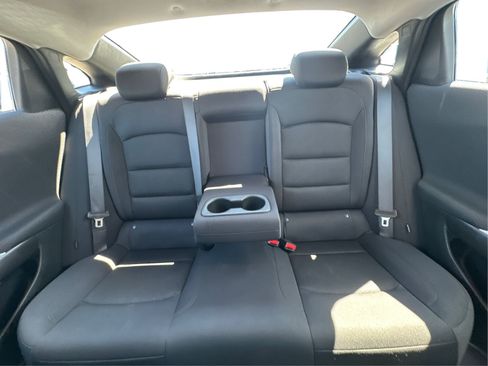 Used 2023 Chevrolet Malibu LT FWD image 14