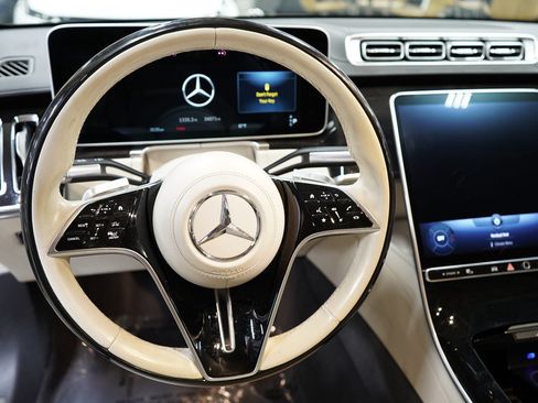 Used 2023 Mercedes-Benz S 580 4MATIC Sedan image 19