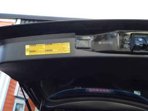 Used 2012 Toyota Highlander AWD image 43