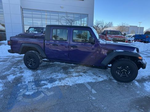 New 2026 Jeep Gladiator Sport image 36