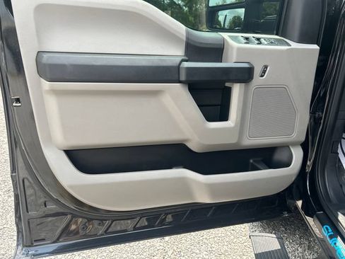 Used 2021 Ford F250 XL w/ STX Appearance Package AWD/4WD image 10
