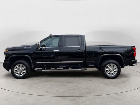 Certified 2025 Chevrolet Silverado 3500 High Country w/ High Country Premium Package AWD/4WD image 2