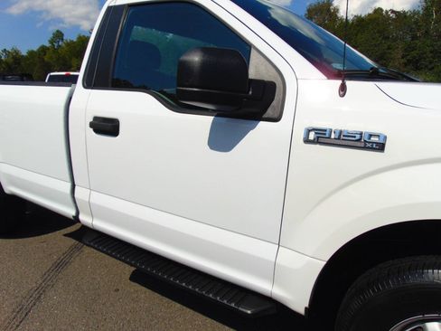 Used 2017 Ford F150 XL w/ Equipment Group 101A Mid AWD/4WD image 35