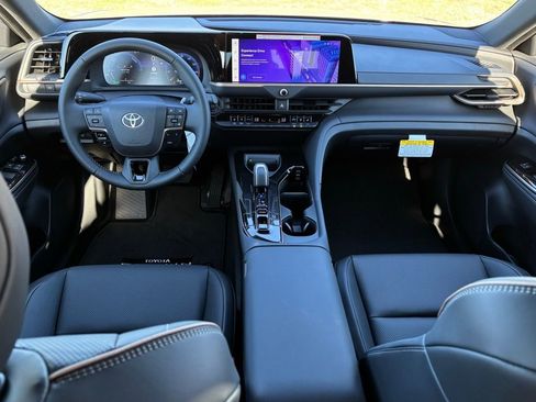 New 2026 Toyota Crown XLE image 8