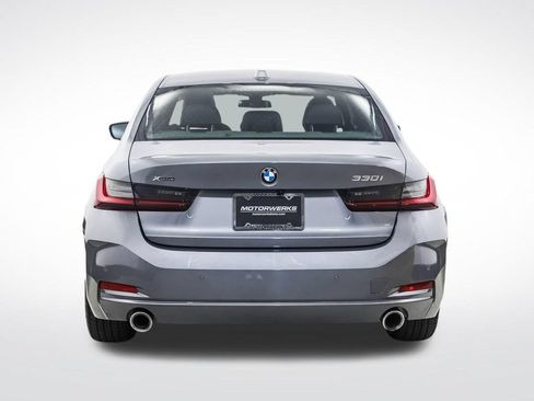 Used 2023 BMW 330i xDrive Sedan w/ Driving Assistance Package AWD/4WD image 4