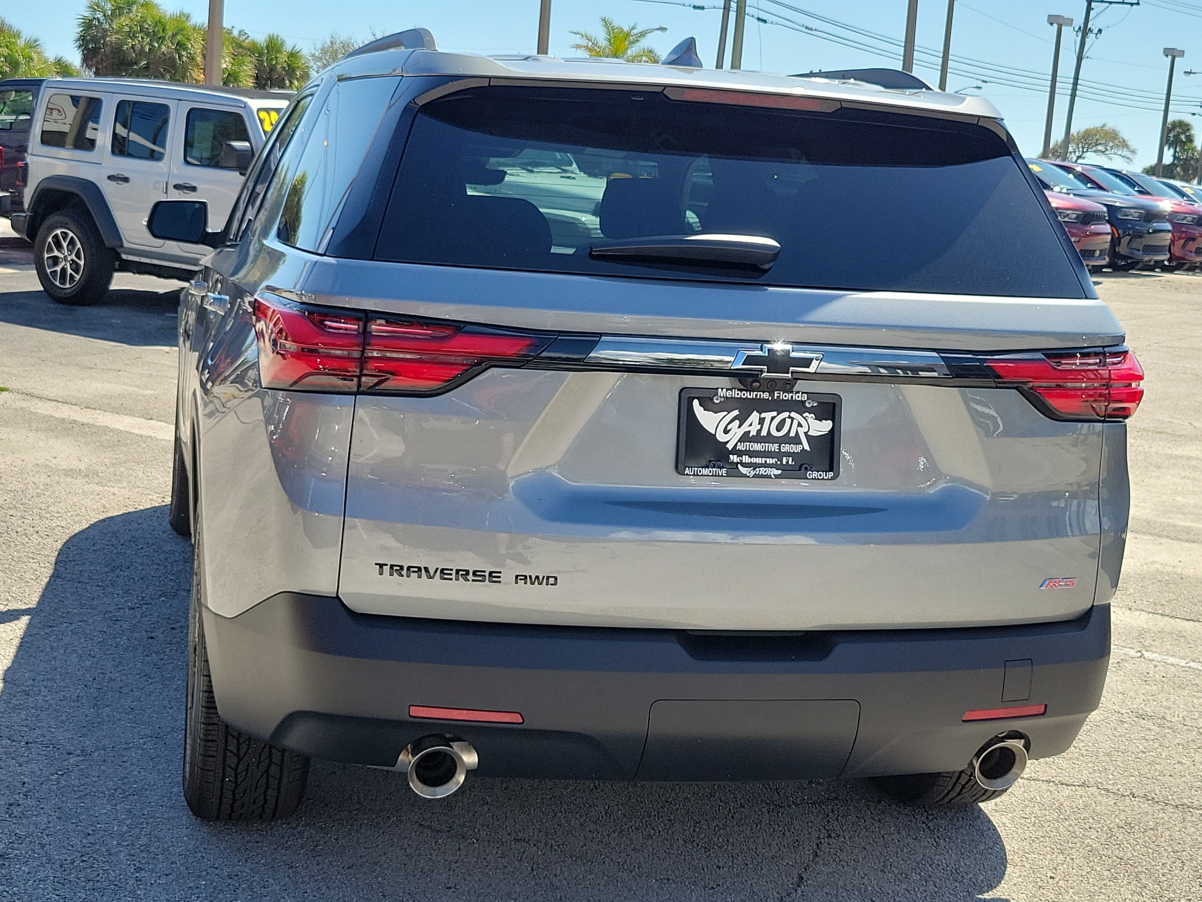 Used 2023 Chevrolet Traverse RS AWD/4WD image 3