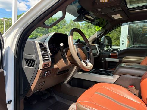 Used 2019 Ford F350 King Ranch w/ King Ranch Ultimate Package AWD/4WD image 26