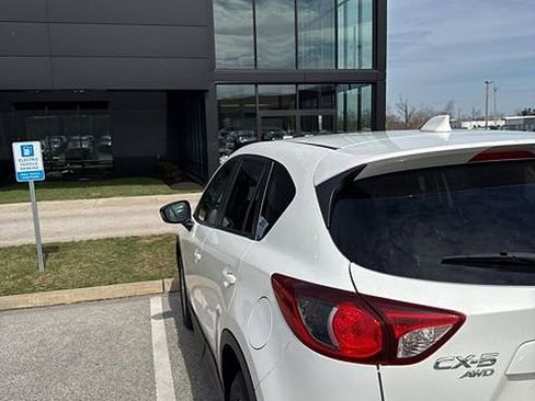 Used 2015 MAZDA CX-5 Touring image 9