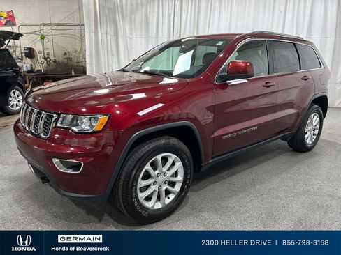 Used 2021 Jeep Grand Cherokee Laredo w/ Security & Convenience Group AWD/4WD image 4