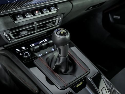 Used 2022 Porsche 911 GT3 RWD image 38