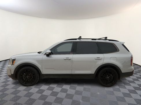 Used 2024 Kia Telluride EX X-Line AWD/4WD image 2