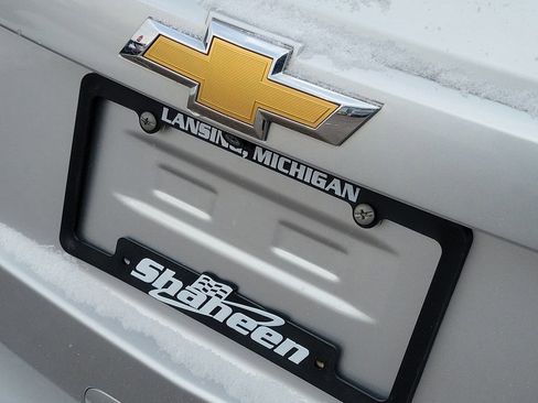 Used 2017 Chevrolet Trax LT w/ LT Convenience Package image 7