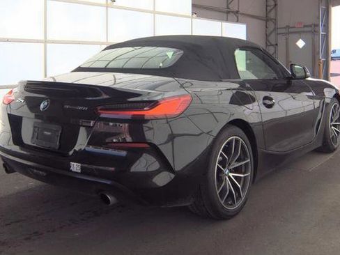 Used 2022 BMW Z4 sDrive30i w/ Driving Assistance Package image 3