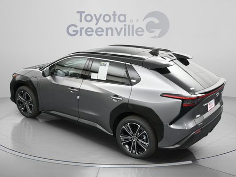 Used 2024 Toyota bZ4X AWD w/ Weather Package image 13