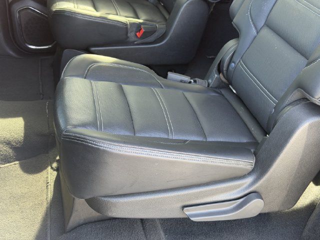 Used 2020 GMC Yukon XL Denali w/ Denali Ultimate Package RWD image 21