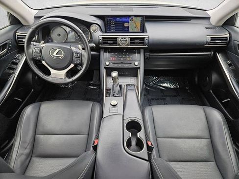 Used 2018 Lexus IS 300 w/ Comfort Package RWD image 16