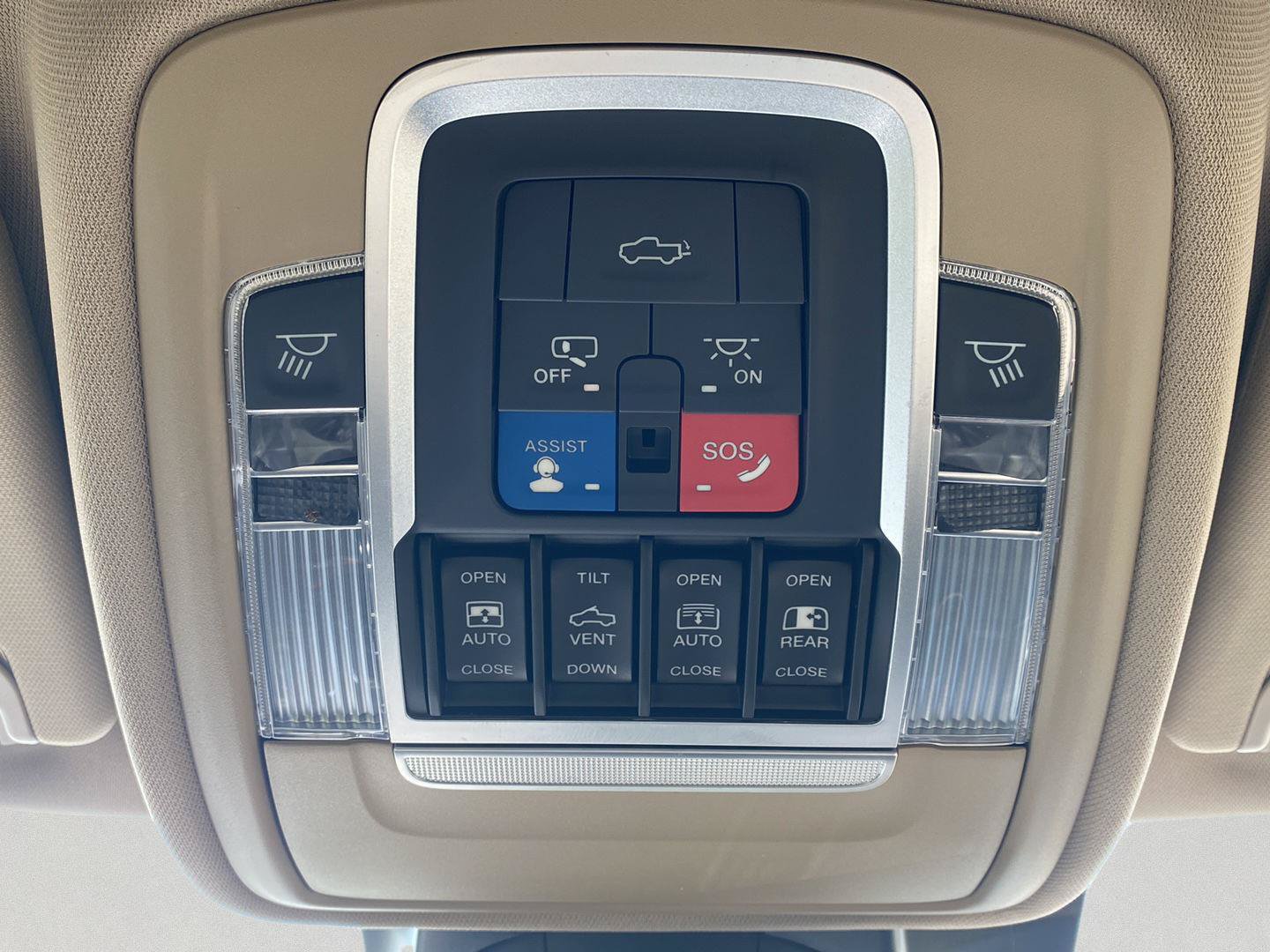Used 2020 RAM 1500 Limited AWD/4WD image 25