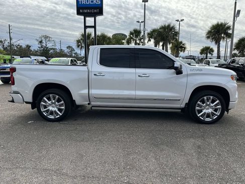 Used 2025 Chevrolet Silverado 1500 High Country AWD/4WD image 17
