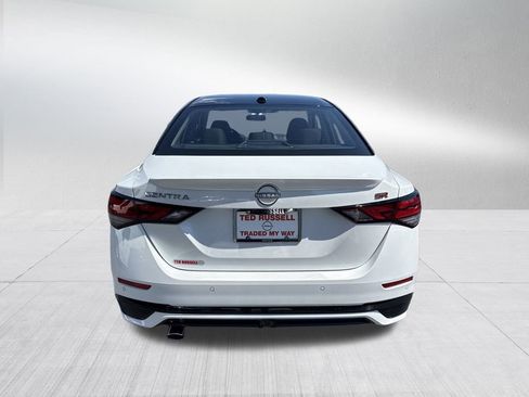 New 2025 Nissan Sentra SR FWD image 4