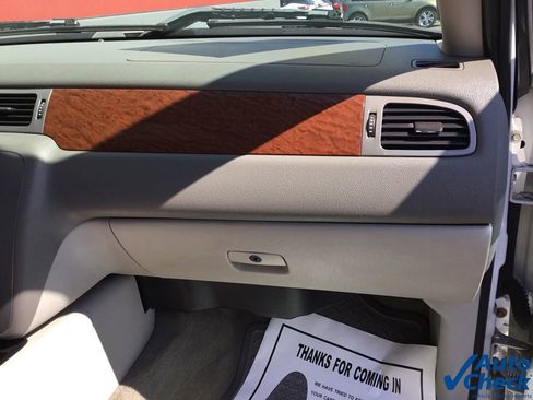 Used 2008 GMC Sierra 3500 SLT image 25