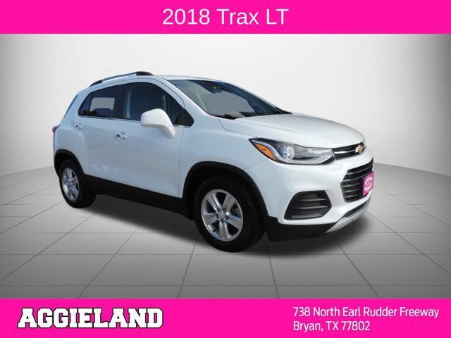 Used 2018 Chevrolet Trax LT w/ LT Convenience Package FWD image 1