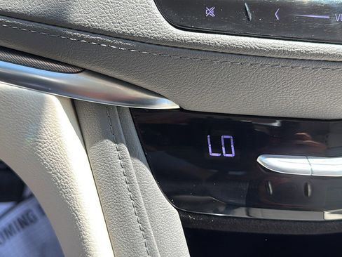 Used 2018 Cadillac XT5 Luxury AWD/4WD image 20