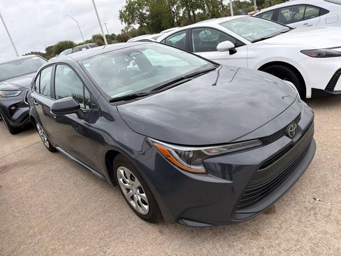 Used 2026 Toyota Corolla LE FWD image 6