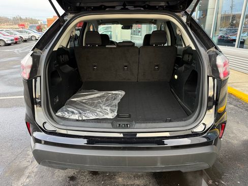 Certified 2022 Ford Edge SE image 32