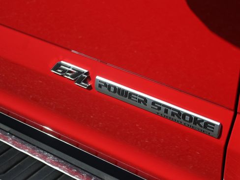 Used 2022 Ford F250 Lariat w/ Chrome Package image 11