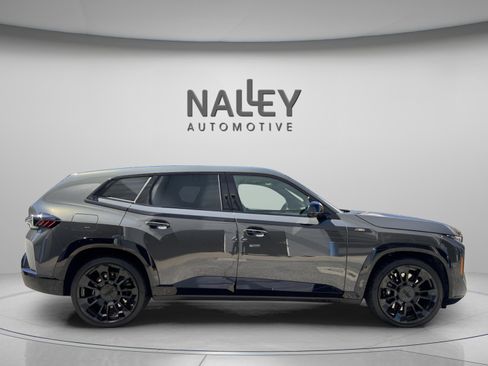 Used 2025 BMW XM image 3