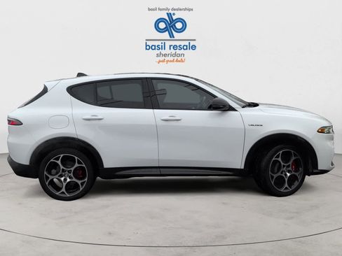 Used 2024 Alfa Romeo Tonale Veloce image 13