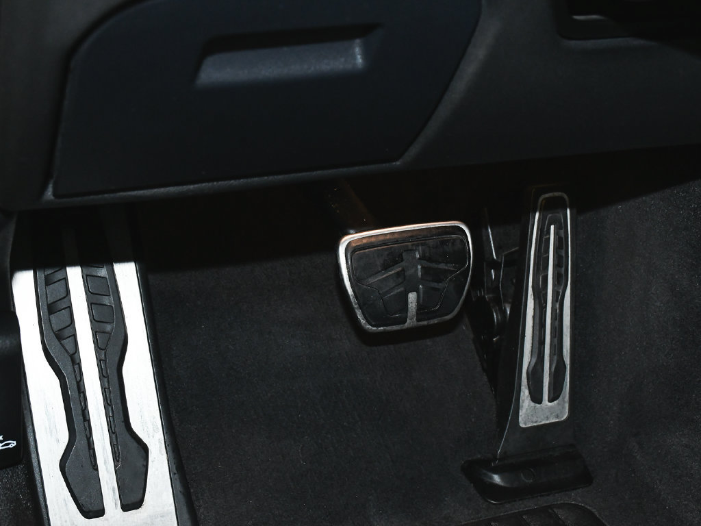 Used 2024 BMW M3 Competition AWD/4WD image 23