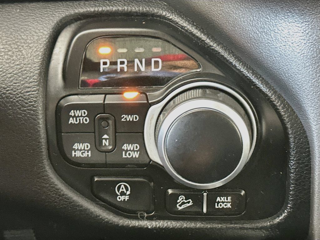Used 2022 RAM 1500 Big Horn AWD/4WD image 16