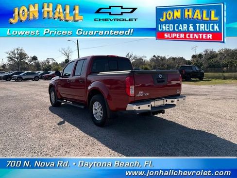 Used 2018 Nissan Frontier SV w/ Value Truck Package image 8