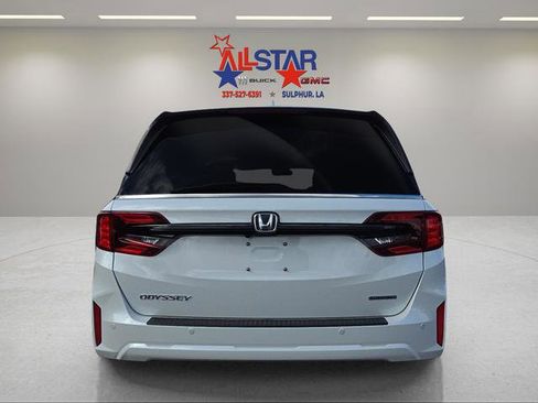 Used 2025 Honda Odyssey Touring image 6