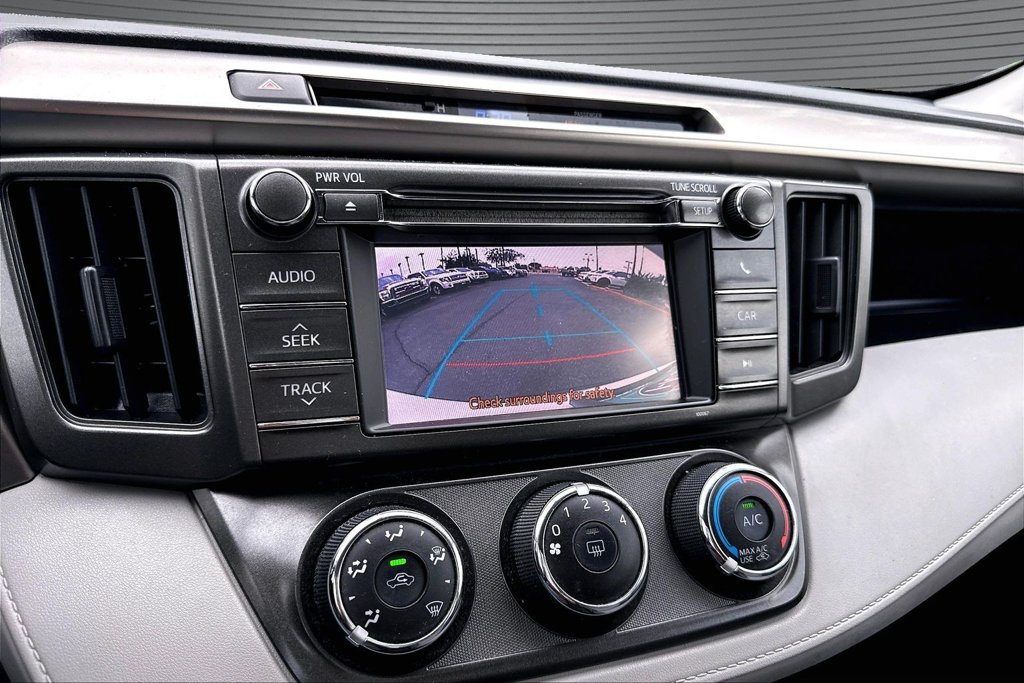 Used 2013 Toyota RAV4 LE FWD image 23