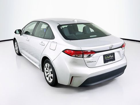 Used 2024 Toyota Corolla LE FWD image 5