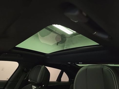 Used 2022 Bentley Flying Spur V8 AWD/4WD image 8