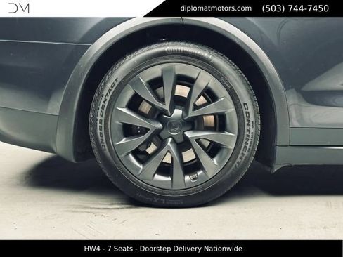Used 2024 Tesla Model X AWD/4WD image 42