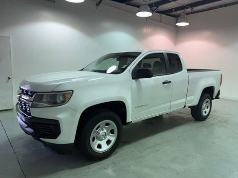 Used 2021 Chevrolet Colorado W/T w/ WT Convenience Package image 3