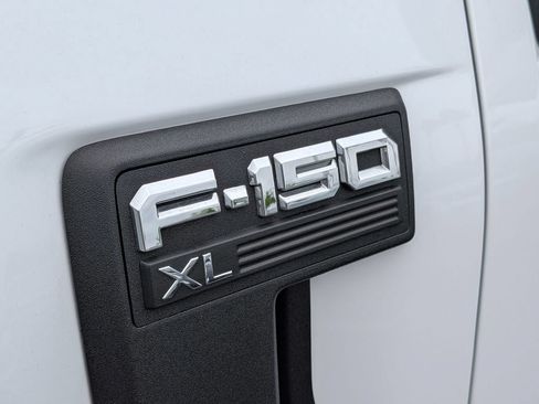 Used 2022 Ford F150 XL w/ Equipment Group 101A High RWD image 9