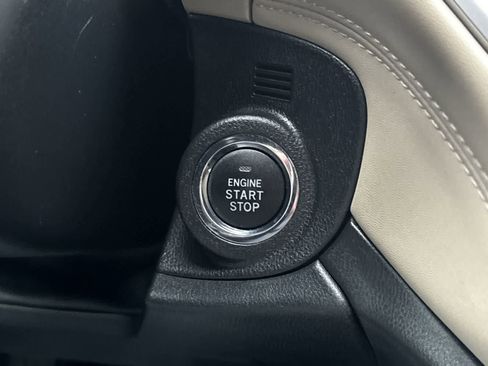 Used 2021 Subaru Outback Limited image 25