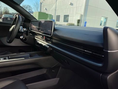 Used 2023 Hyundai Ioniq 6 SEL image 33