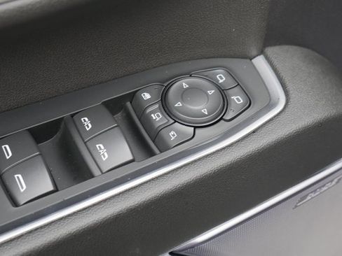 Used 2024 Chevrolet Silverado 2500 High Country image 15