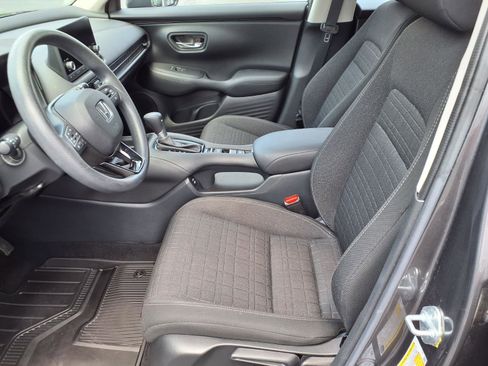 Used 2024 Honda HR-V LX image 7