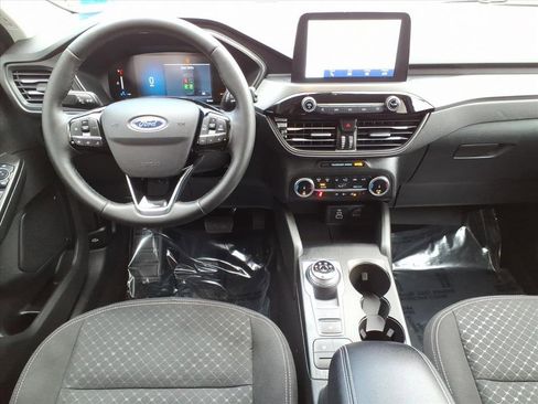 Used 2025 Ford Escape Active w/ Cold Weather Package image 10