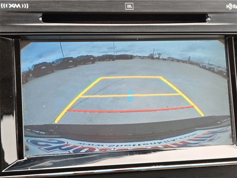 Used 2015 Toyota Avalon Limited image 19