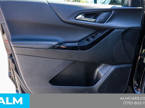 Used 2025 Chevrolet Equinox LT image 34