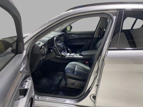 Used 2021 Alfa Romeo Stelvio Ti w/ Nero Edizione image 11