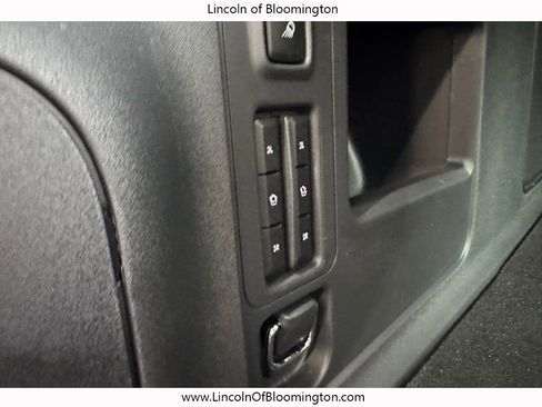 New 2025 Lincoln Navigator L Reserve image 24